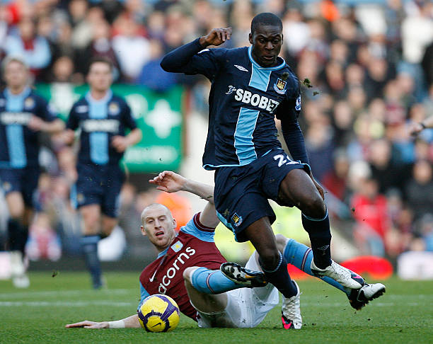 取决于他们 取决于他们